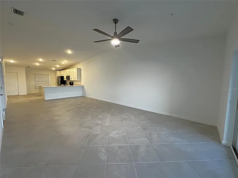14271 Heritage Landing Blvd #1528 — Photo 6