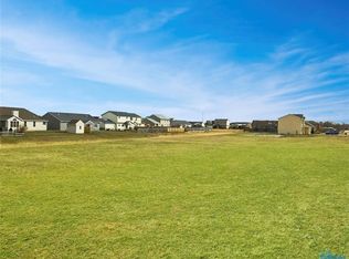 5011 Seaman Rd, Oregon, OH 43616