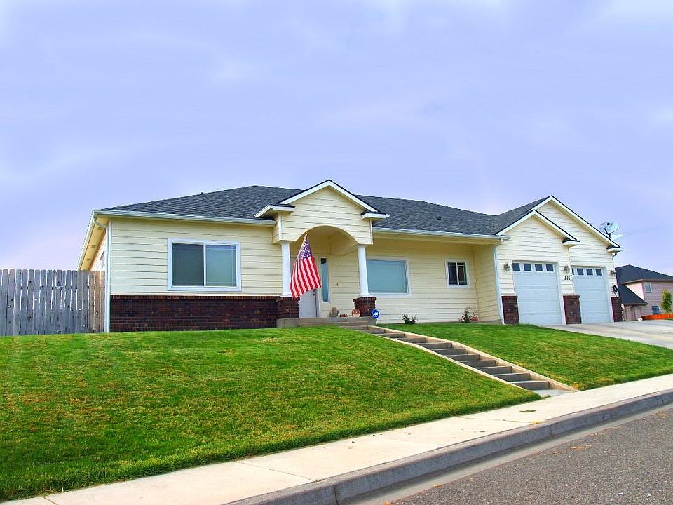 1st image of 1805 Nova Ln