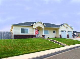 1805 Nova Ln, Richland, WA