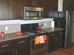 51 E John St, Champaign, IL 61820