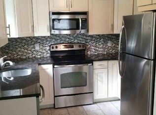 71 Abbotts Crossing Rd, Coventry, RI 02816