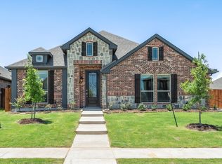 717 Marigold Dr, Midlothian, TX 76065