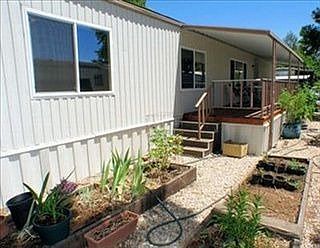 2nd image of 12010 Hemlock Dr
