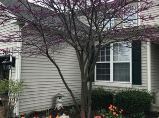 2654 Red Hawk Ridge Dr, Aurora, IL 60503