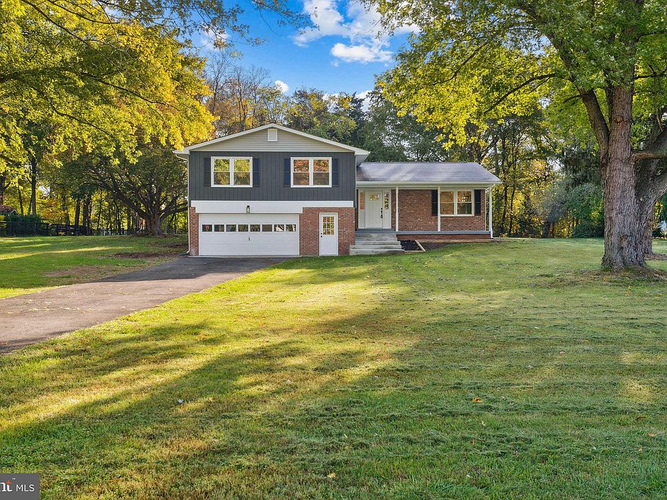 1st image of 5757 Benford Dr