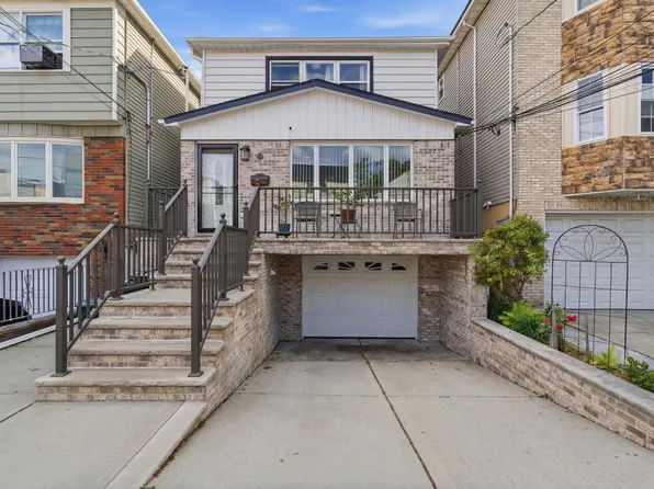 106 Evergreen Street image 1 of 33