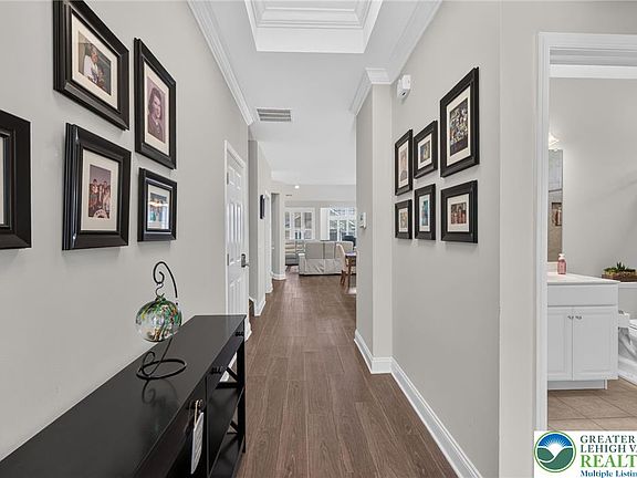 4th image of 3880 Victors Way