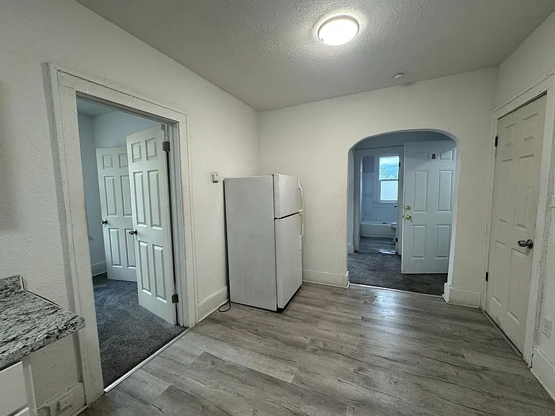 1 bed, 1.0 bath, 650 sqft, $795 — Photo 4