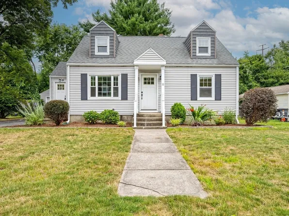 11 Laurie Ave, South Hadley, MA 01075