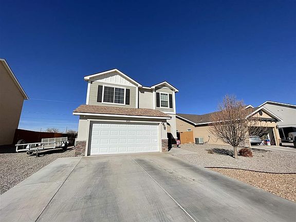 2nd image of 1023 Heather Dr