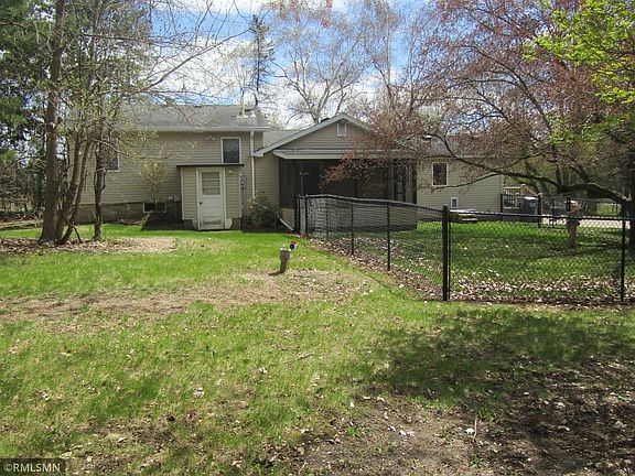 3rd image of 50720 Evergreen Ave