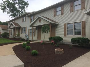 1120 Applegrove St NW, North Canton, OH 44720