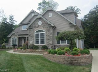 8303 Windsong Trl, Concord Township, OH 44077