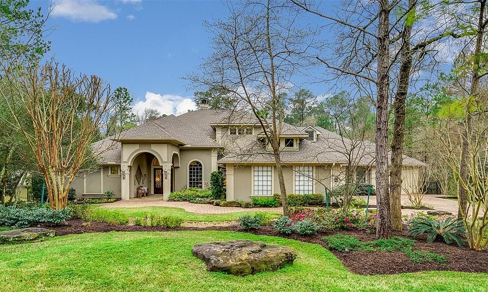 1st image of 75 Heritage Hill Cir
