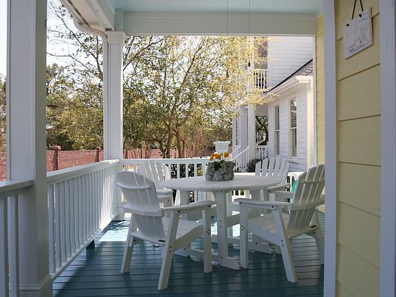 2nd image of 109 Carrot Island Ln