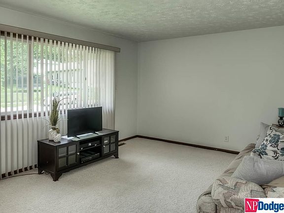 4th image of 1310 Bryan Ave