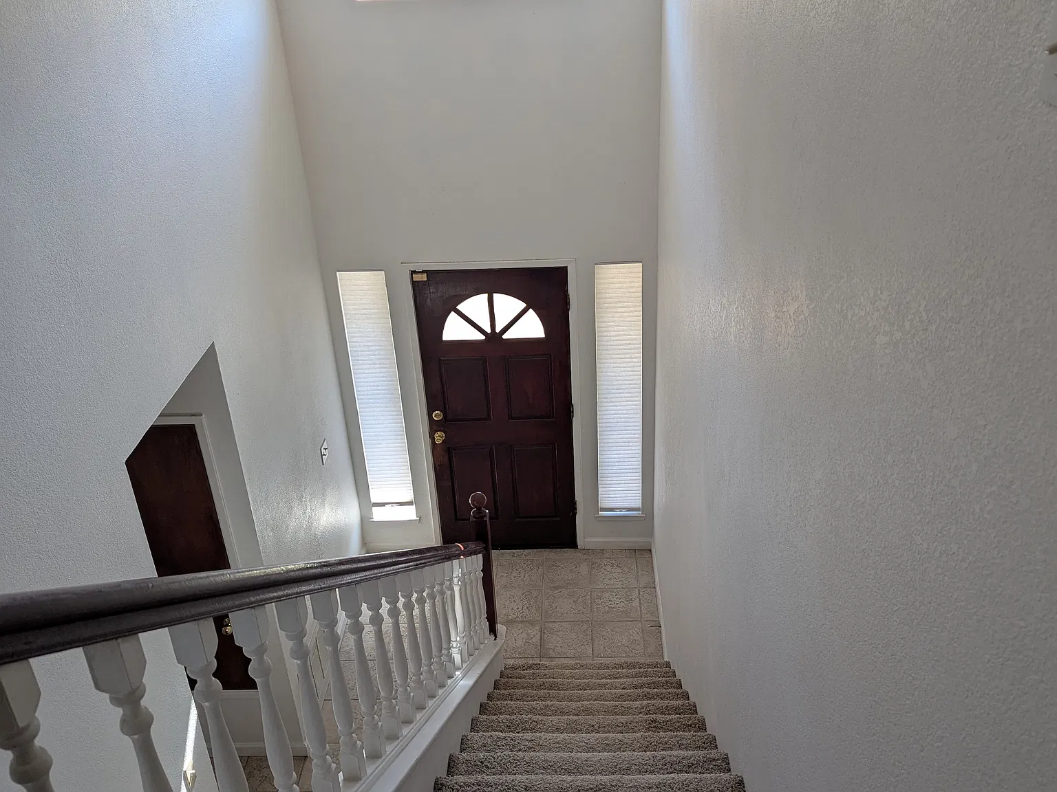 3 bed, 1313 sqft, $2,250 — Photo 3