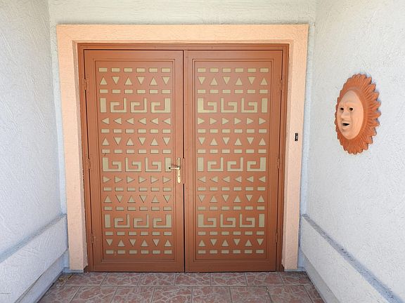 3rd image of 6651 E Fairbrook Cir