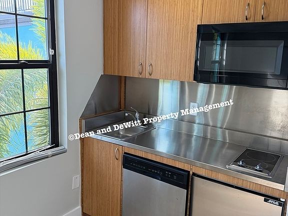 5th image of 844 5th Ave S Suite 9