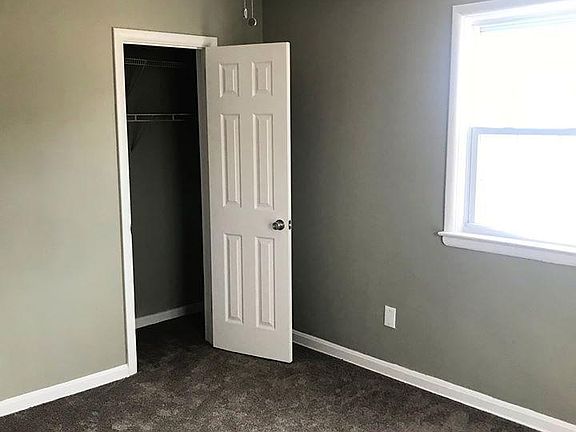4th image of 115 Courtland Pl