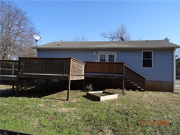 2nd image of 528 Anderson Ave