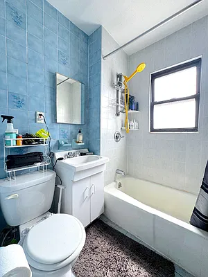 Rented by Capri Jet Realty Corp | media 6