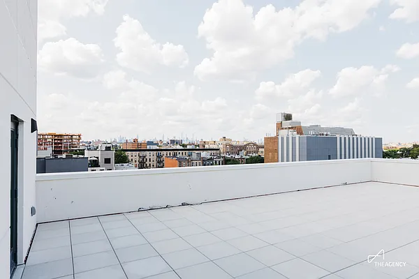 Rented by The Agency | media 17