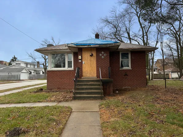 31 Webb St, Calumet City, IL 60409