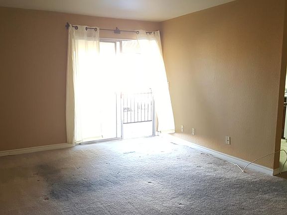 5th image of 4921 Indian River Dr Unit 116