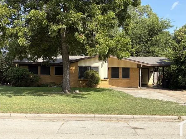 5504 Trail Lake Dr, Fort Worth, TX 76133
