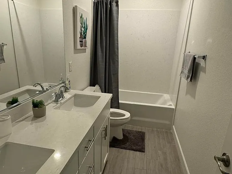 6041 Oberlander Dr — Photo 7