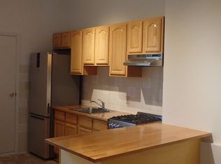 206 Kingsland Ave APT 3L, Brooklyn, NY 11222