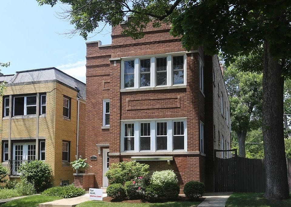 1st image of 5920 N Virginia Ave #2