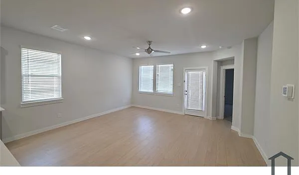 107 Sweetbriar Rd — Photo 5