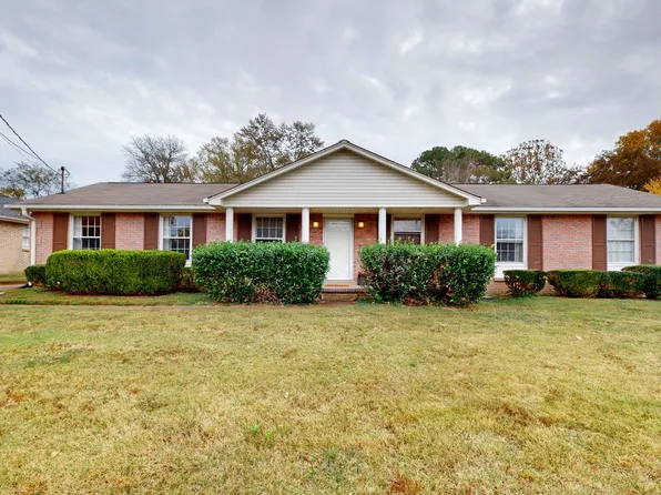 735 Harpeth Bend Dr, Nashville, TN 37221
