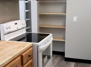 119 1st Ave NE APT 5, Hayfield, MN 55940