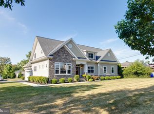 4596 Roundhill Rd, Ellicott City, MD 21043