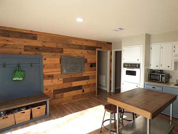 4th image of 1604 Terracewood St