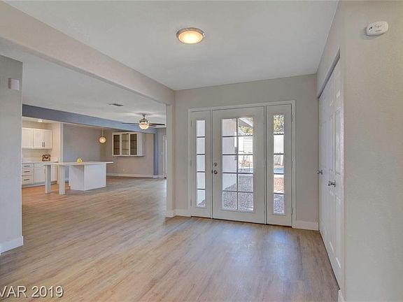 4th image of 3070 Hebard Dr
