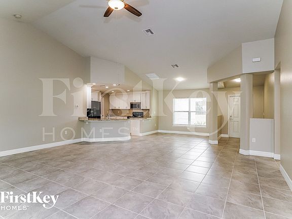 3rd image of 1114 Thompson Ave