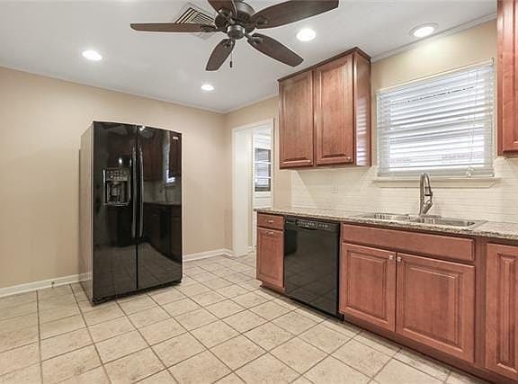 2nd image of 3914 W Metairie Ave
