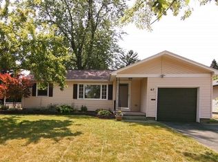 67 Culverton Dr, Irondequoit, NY 14609