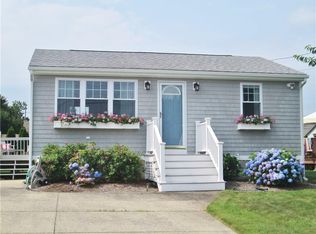 7 Birch St, Narragansett, RI 02882