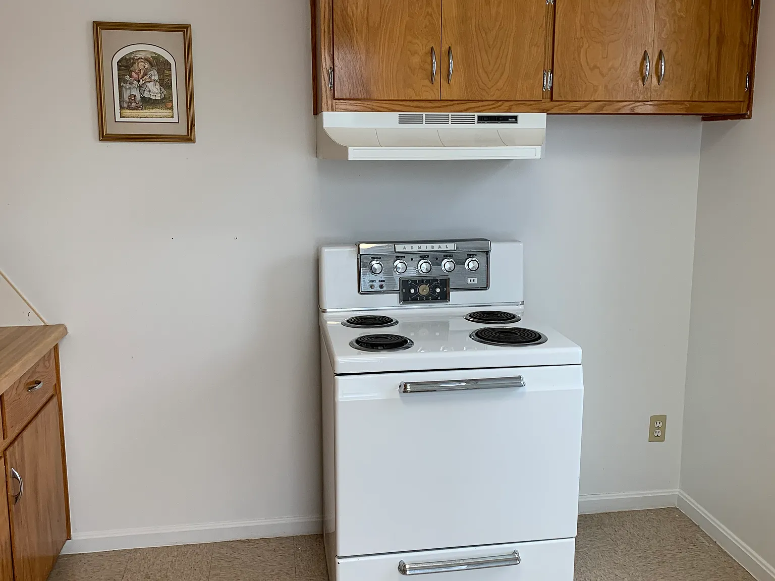 2 bed, 670 sqft, $850 — Photo 2