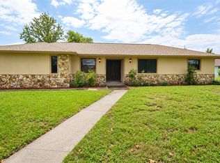 35025 RAINTREE DR, FRUITLAND PARK, FL 34731