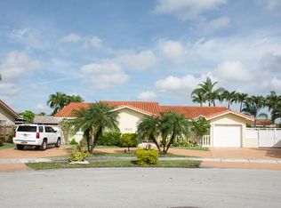 13415 SW 1st Ter, Miami, FL 33184