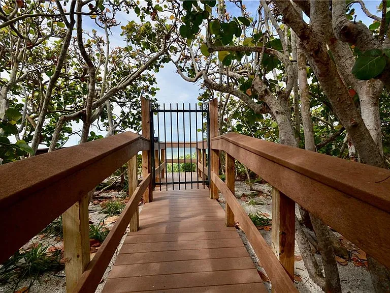 10851 Gulf Shore Dr #303 — Photo 30
