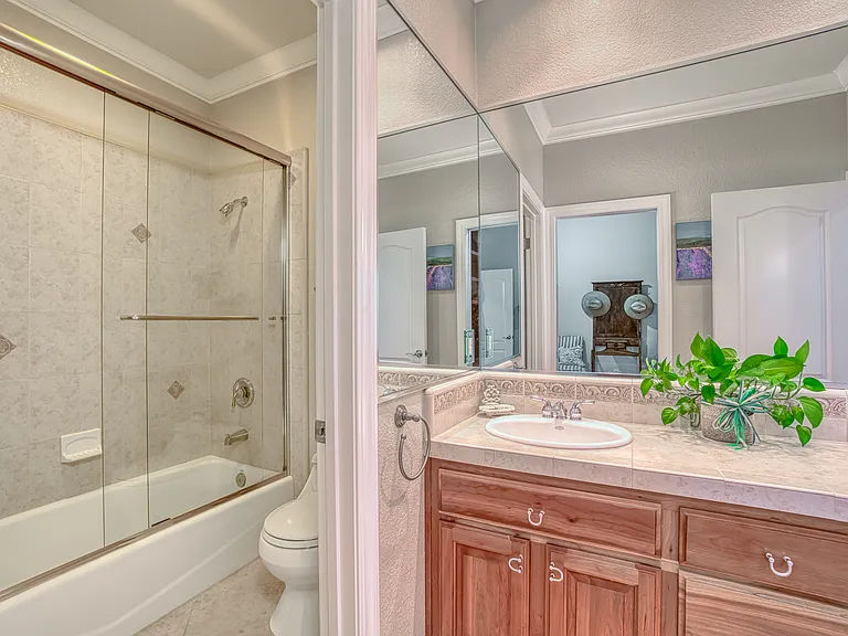 2703 Brush Creek Rd — Photo 51