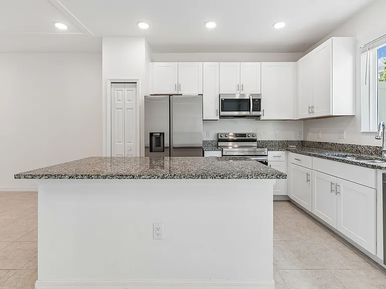 34214 Cinder Way — Photo 20